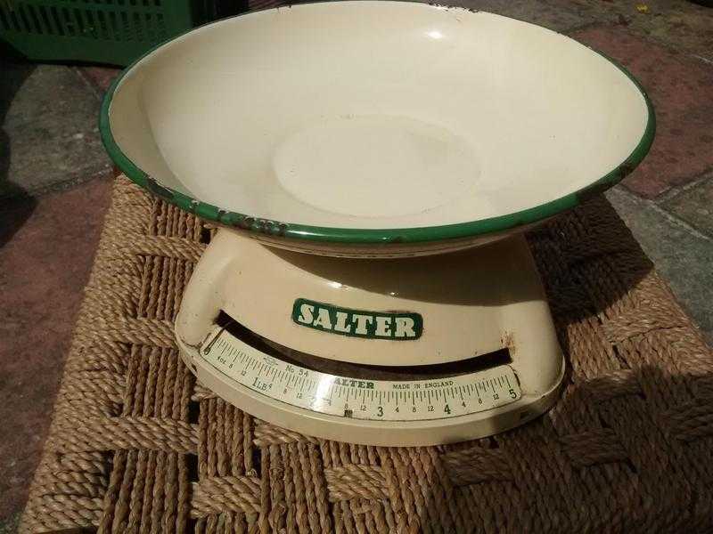 Vintage 1950039s Salter kitchen scales