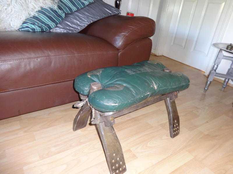 Vintage camel seat