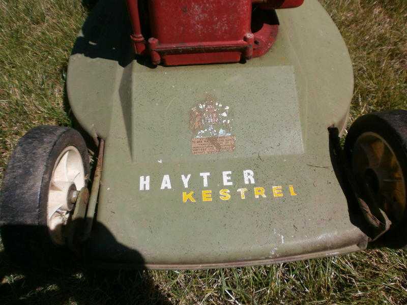 VINTAGE COLLECTABLE HAYTER KESTREL LAWN MOWER - RUNS LOVELY