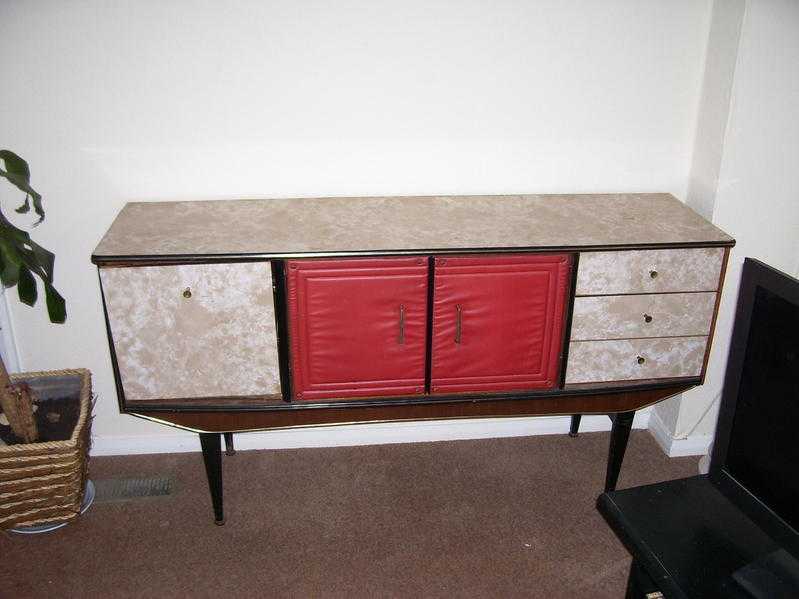 VINTAGE GENUINE 1950039s RETRO SIDEBOARD