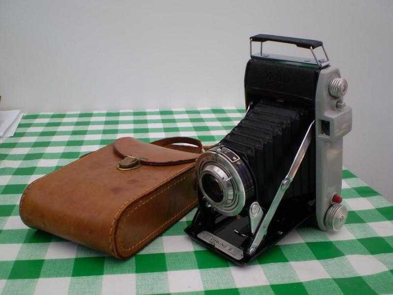 Vintage Kodak Sterling 11 Camera