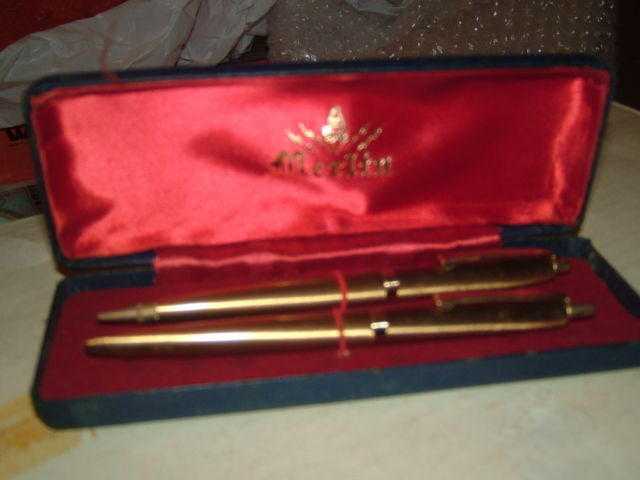 VINTAGE MERLIN PEN AND PROPELLING PENCIL SET