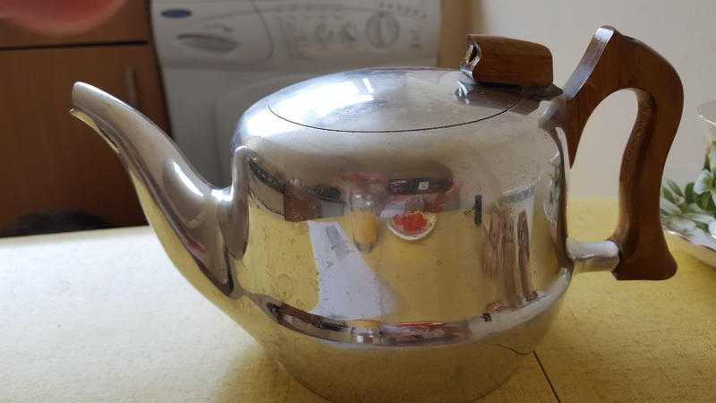 Vintage Picquot Ware teapot