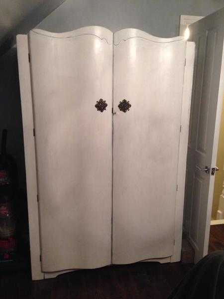 Vintage  shabby-chic double wardrobe