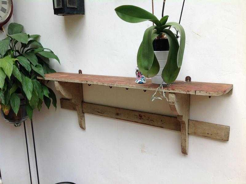 Vintage shabby chic shelf