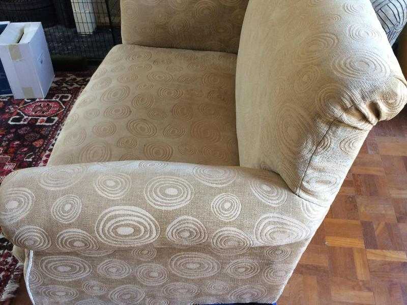 Vintage sofa in need of care free to collector