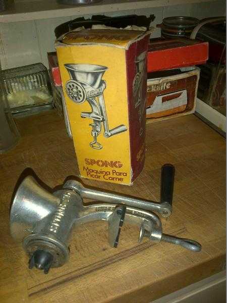 Vintage Spong original meat(shepherds pie, marmalade too) mincer mill no 25 with original box