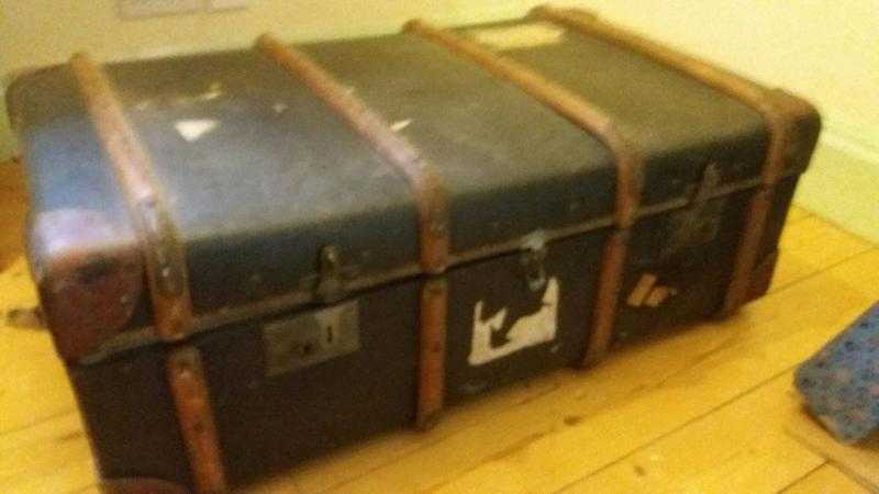 vintage steamer trunks and hatox