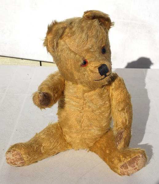 Vintage stuffed Toy Bear with fully articulated limbs and head