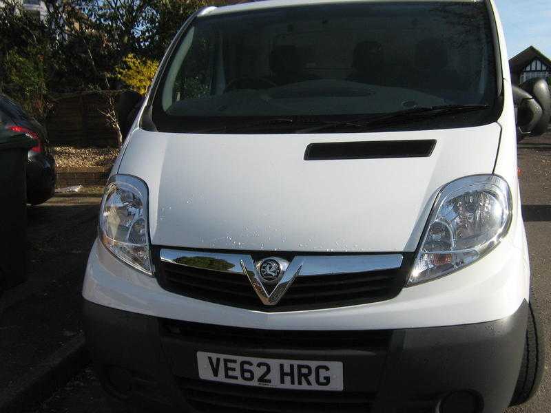 VIVARO  SWB Panel VAN 2013 Registered  MOT MARCH 2017( Sorry VAT Applies)