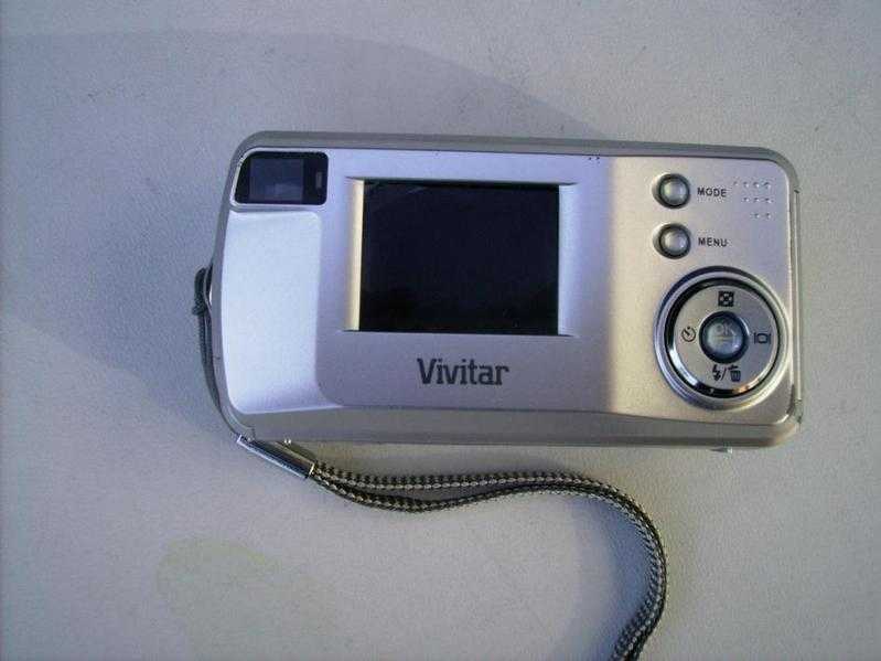 VIVITA DIGITAL CAMERA WITH OPTICAL VIEWFINDER