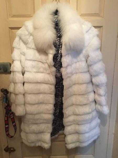 Vogueearth fur coat