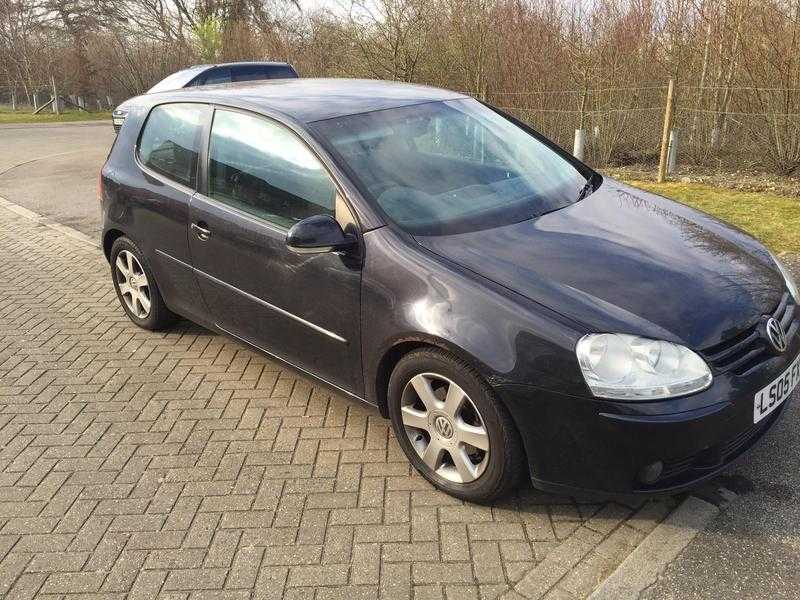 Volkswagen Golf 2005 1.6 FSI Sport 3 Door