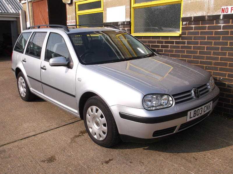 Volkswagen Golf-Estate-1.6-Automatic-51,800mls-200303-1-Owner