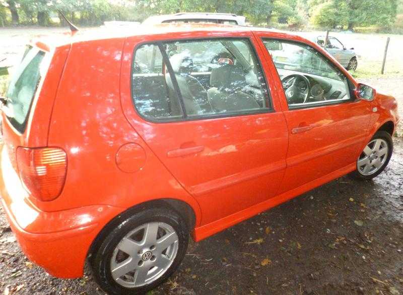 Volkswagen Polo 2000, 4-door hatchback