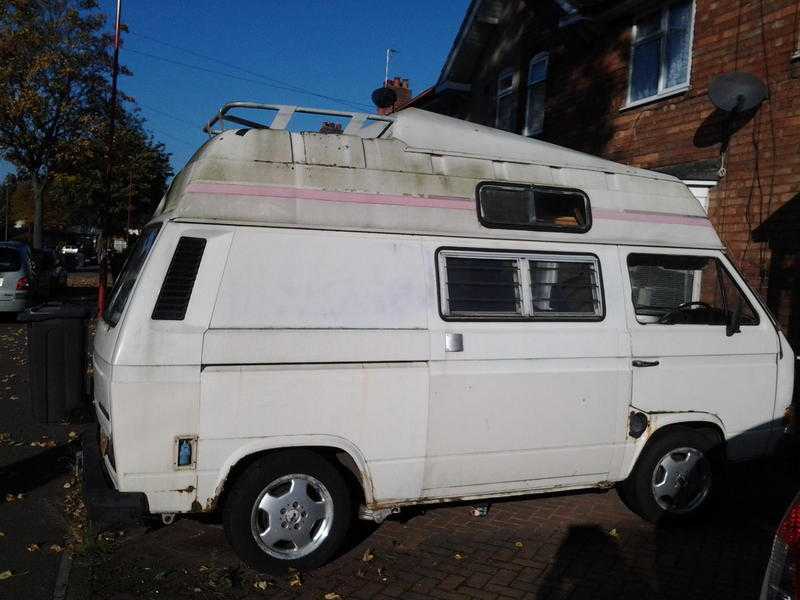 VOLKSWAGEN T5