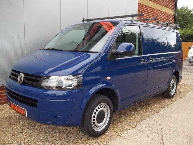 Volkswagen Transporter T28 2011