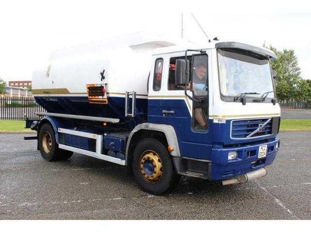 Volvo FL 2002