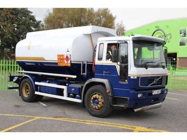 Volvo FL 2002