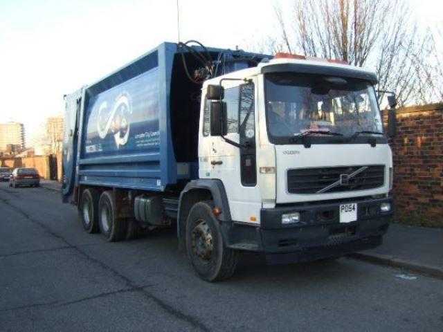 Volvo FL 2004