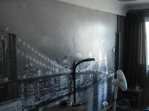 Wall paper pasting table