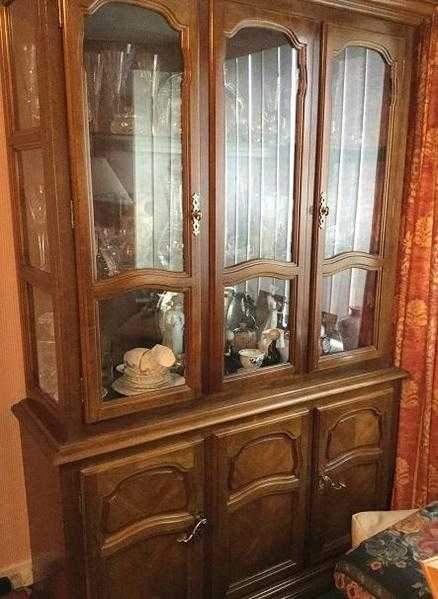 Walnut dining table and 6 chairs with matching display unit