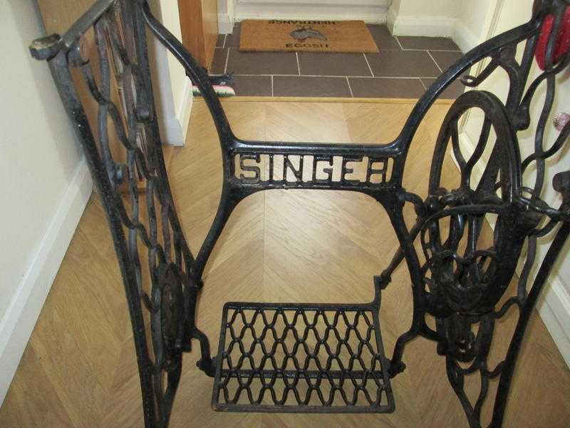 WANTED CAST IRON SINGER SEWING MACHINE BASE