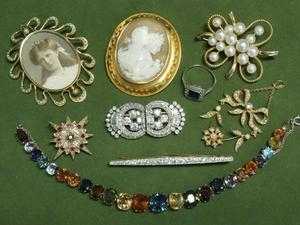 Wanted fur stoles, jackets and costume jewellery