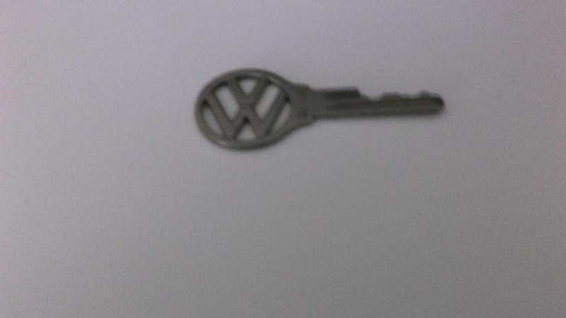 Wanted pre 1966 VW Beetle keys