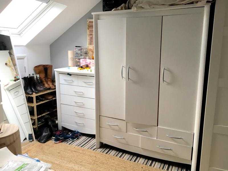 Wardrobe, chest of drawers, mirror for 60