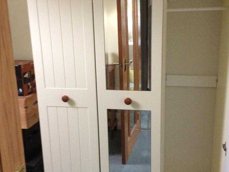 Wardrobe (double) in as new condition