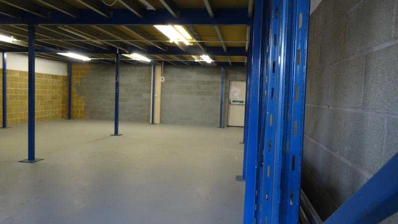 Warehouse Space 1150 Sqft