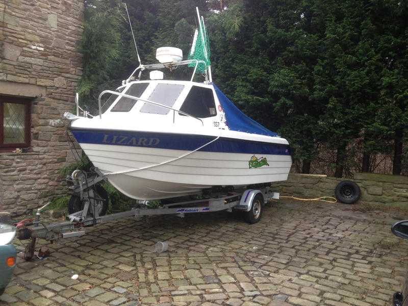 WARRIOR 175 FISHING BOAT Very clean