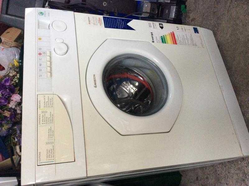 Washing Machine Ariston AL1245T1