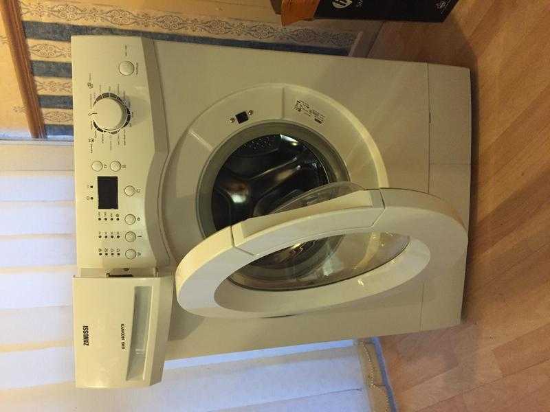 Washing machine zanussi