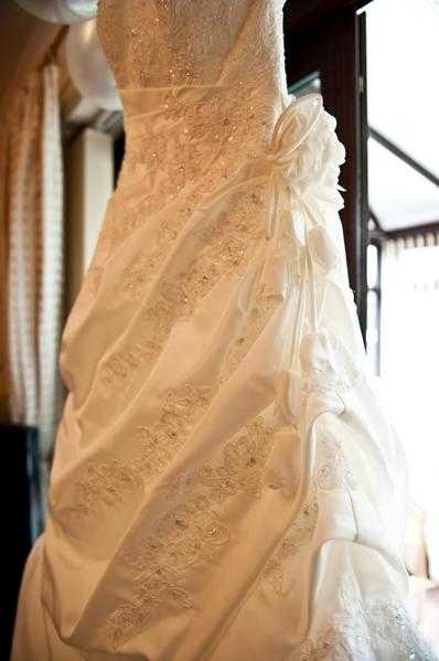 wedding dress