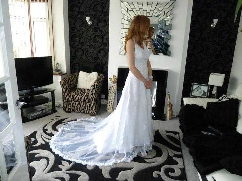 Wedding dress