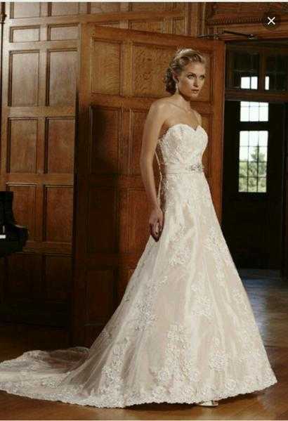 Wedding dress size 1012