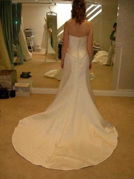 WEDDING DRESS, Size 12, Ivory