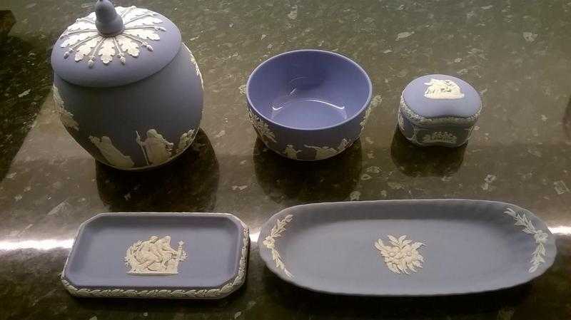 WEDGEWOOD collection Blue Jasperware 8 pieces