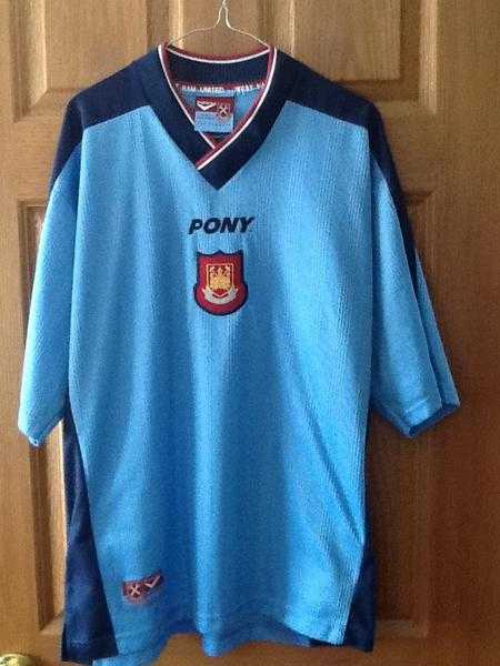 WEST HAM FOOTBALL SHIRT LARGE