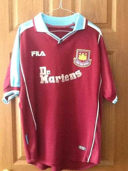 WEST HAM FOOTBALL SHIRT LARGE