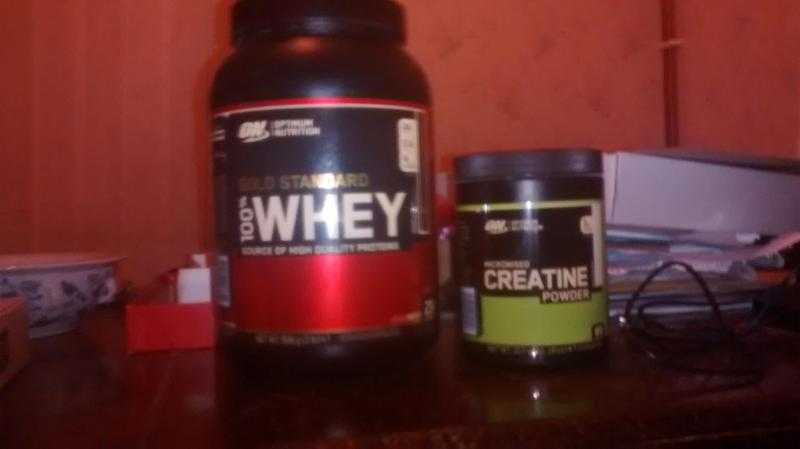 whey protein optimum and creatine powders shakes 2 x tubs