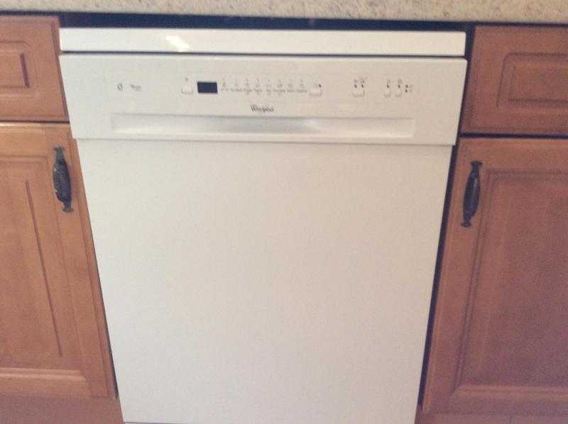 Whirlpool Dishwasher