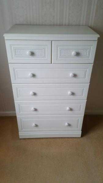 White Chest  Drawers