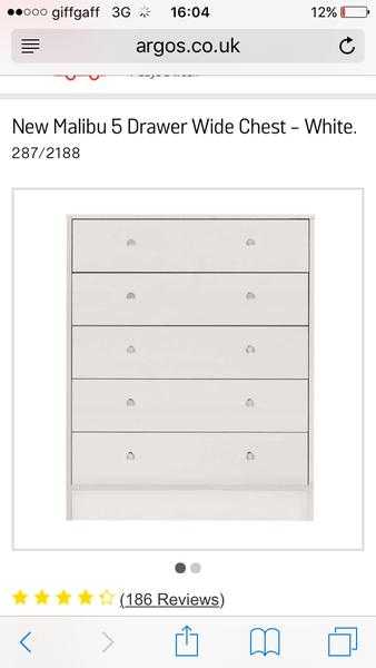 White chest of drawers