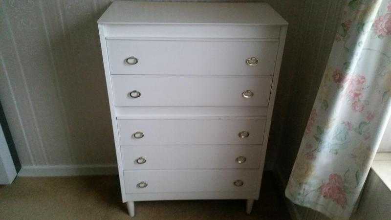 White Chest Of Drawers