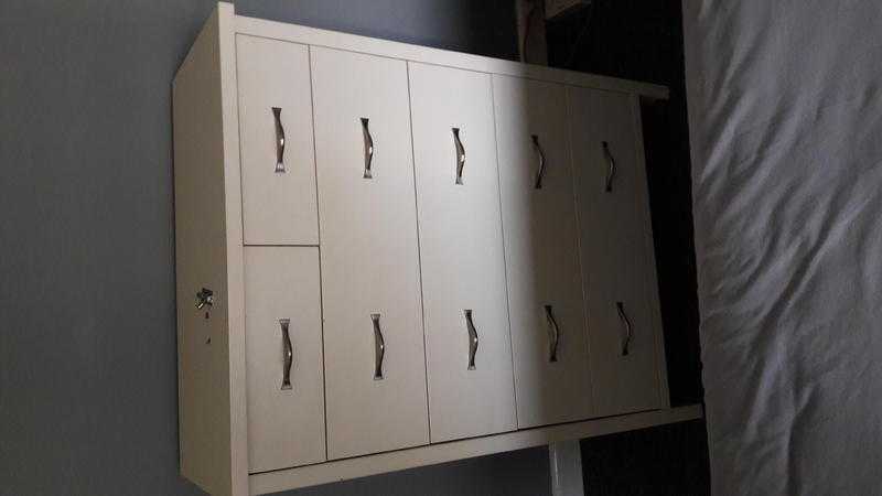 White Chest of Drawers for sale