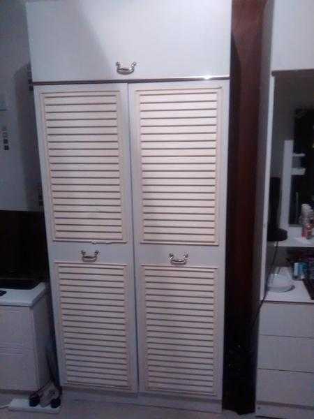 White Double wardrobe with top storage