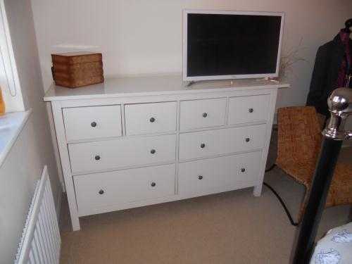 WHITE DRESSER